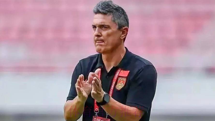 津媒：安东尼奥私下表示他最担心的是U23国足体能问题