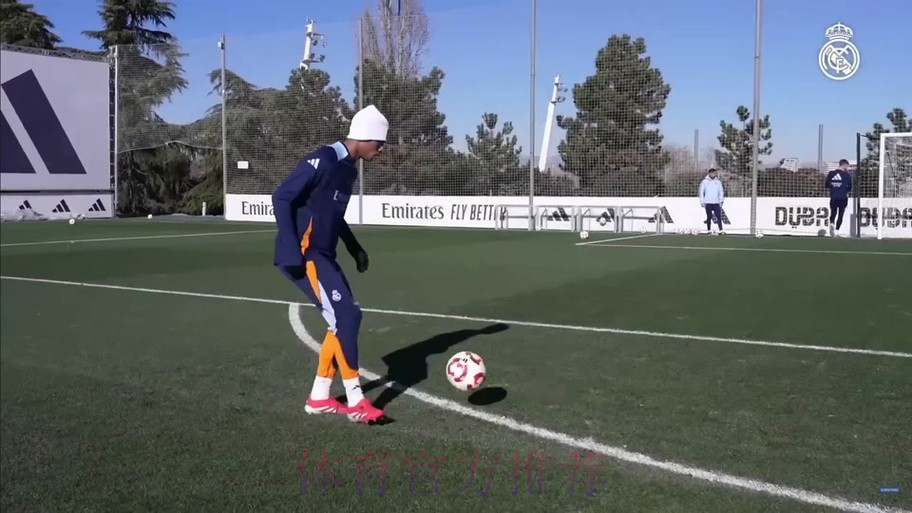 阿隆索:姆巴佩情况好多了 训练后会看他准备情况